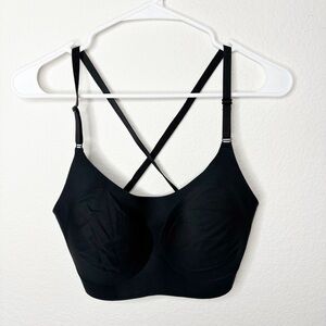 NWOT comfelie black sports bra